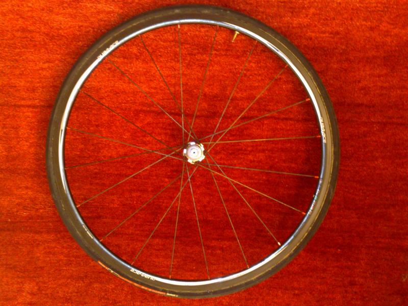 PAIRE DE ROUES SHIMANO BOYAUX