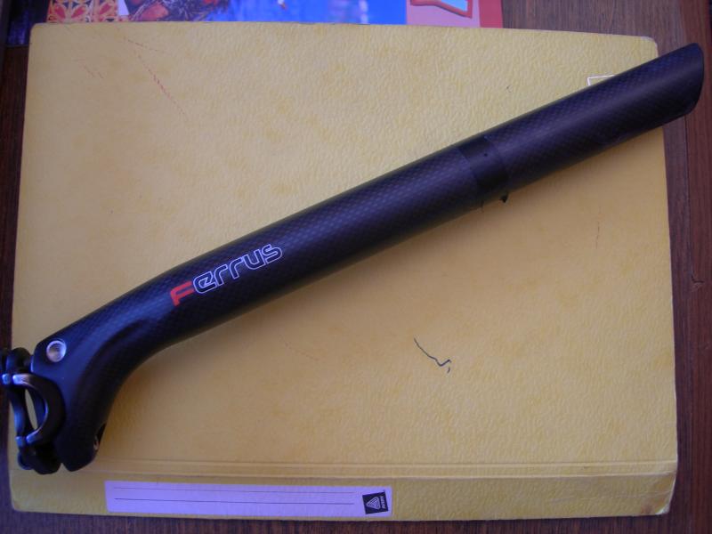 Tige selle carbone Ferrus  350mm/31.6